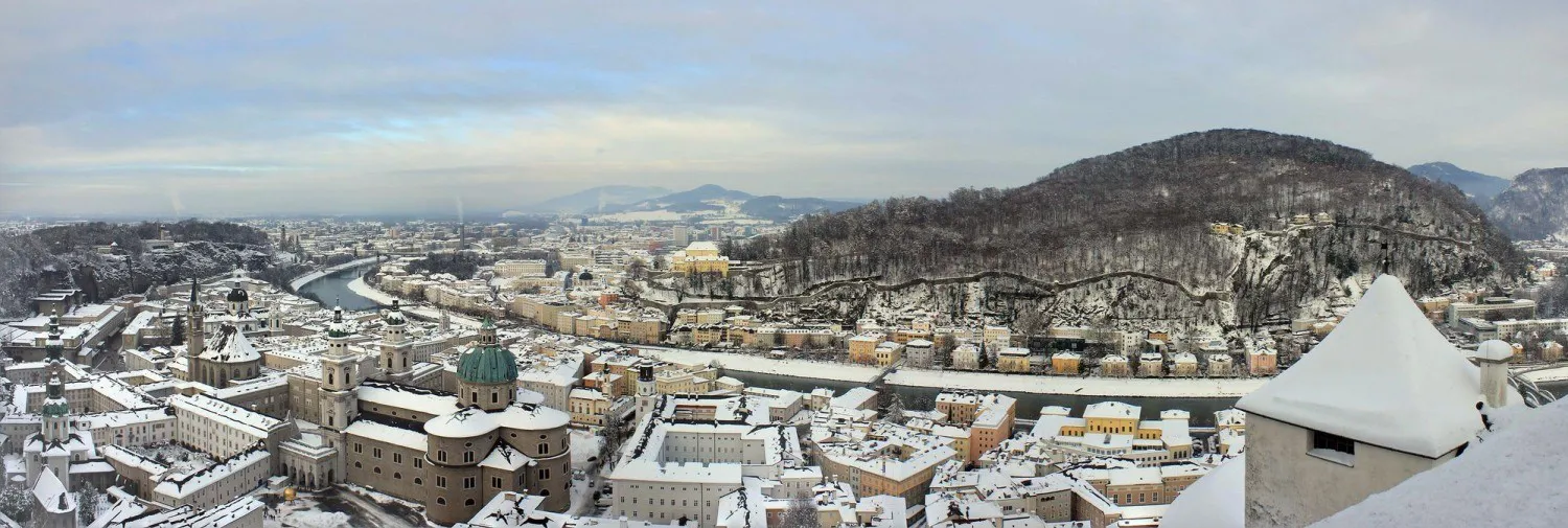 Ferie zimowe w Salzburgu - narty, grzane wino i stare zamki