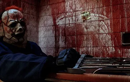 "Extreme Show" from Insomnia Haunted House
