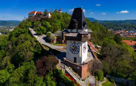 Private day tour to Graz, history and culture