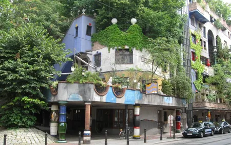 Virtual tour: on the trail of Hundertwasser