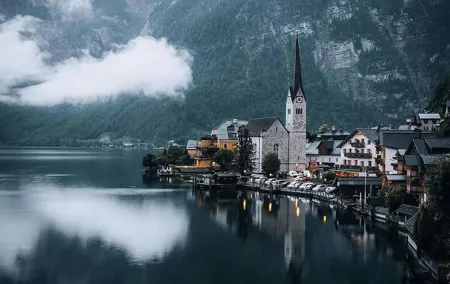 Private Full Day Guided Tour To Hallstatt