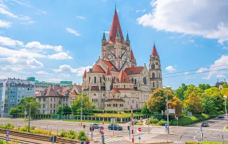 Kid Friendly Vienna City Highlights and Cathedral Tower Tour