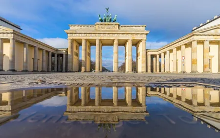 1-way private ride Karlovy Vary to Berlin - Mercedes Benz - up to 8 passengers