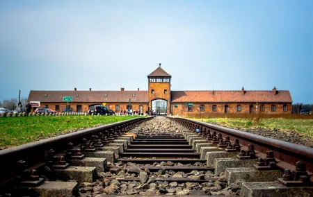Auschwitz Birkenau and Wieliczka Salt Mine Guided Full Day Tour