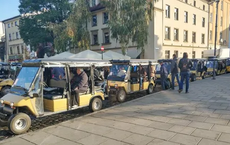 Krakow Jewish Quarter and Ghetto Tour by Electric Golf Cart