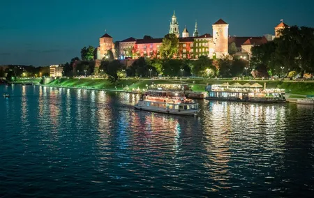 Krakow: One Hour Evening or Night Boat Trip