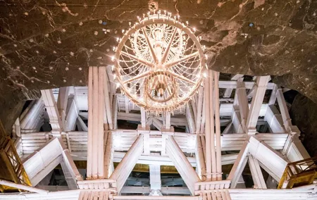 Krakow: Wieliczka Salt Mine Guided Tour with Pickup Options
