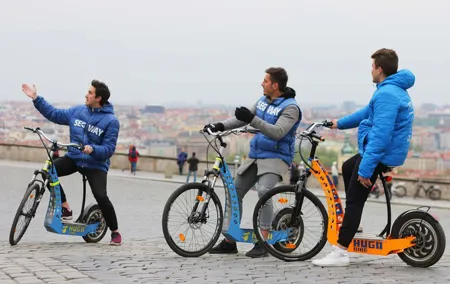 Live-Guided e-Scooter Tour of the Old Town of Prague, 60 min
