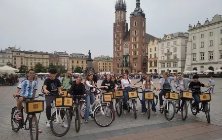 Discover the Jewish Quarter with a Bike Tour