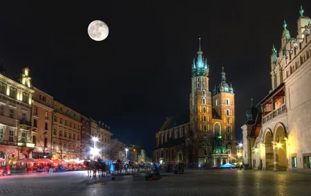 Underground Museum and Haunted Old Town Guided Tour