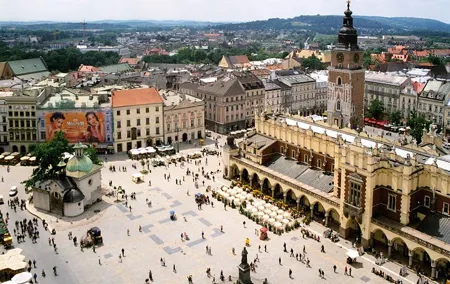 Krakow Old Town & Kazimierz Highlights Tour by Electric Car