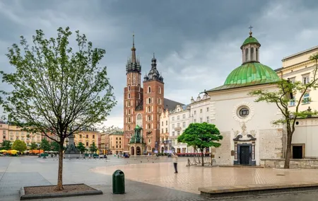 Krakow: Old Town, Mary's Church and Rynek Underground Guided Tour