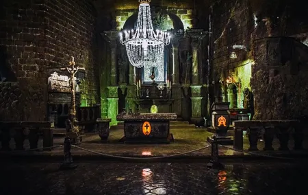 SKIP THE LINE: Private Wieliczka Salt Mine guided tour from Kraków