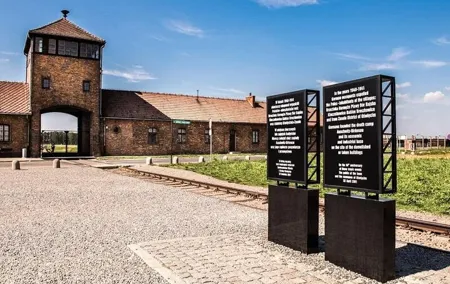 Auschwitz-Birkenau & Salt Mine Day tour