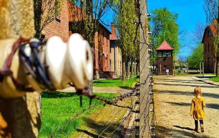 Auschwitz-Birkenau Tour with Private Transport