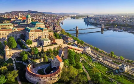 Private transfer from Krakow to Budapest or from Budapest to Krakow