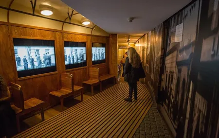 Guided Tour of Schindler's Factory and Ghetto and Plaszow Camp in Krakow