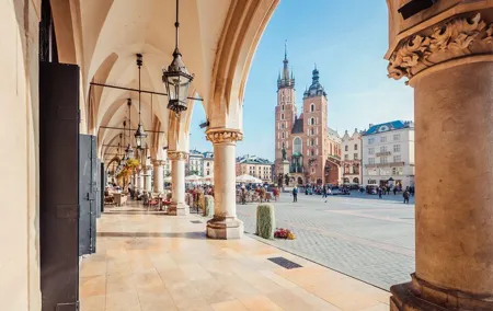 Welcome to Krakow: Private 2-hour Old Town Walking Tour