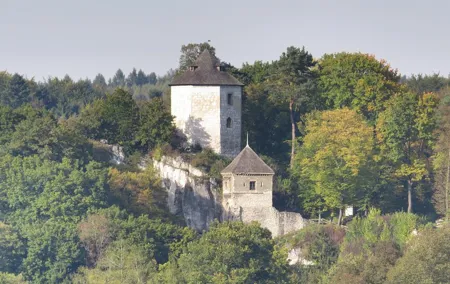 From Krakow: Ojcow National Park and Pieskowa Skala Castle