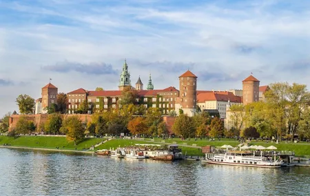 Krakow: Skip The Line Wawel Castle Royal Apartments Guided Tour