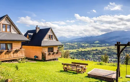 Zakopane Old Town Exclusive Walking Tour with Private Guide