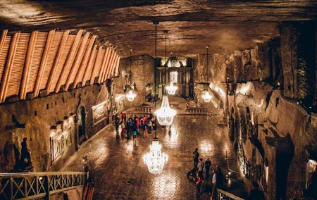From Krakow to Salt Mine Wieliczka Tour with Guide