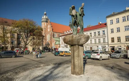 Krakow: Kazimierz Quarter Sightseeing by Electric Golf Cart