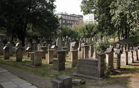 Private guided walking tour of Kazimierz, the former Jewish Quarter