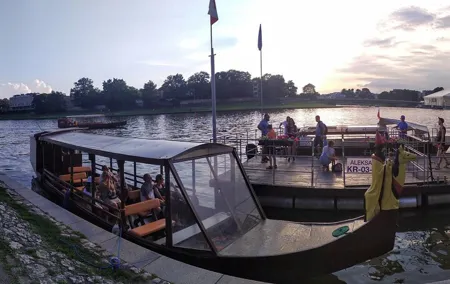 30 Minute Scenic Vistula River Cruise in Krakow