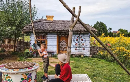 Guided Day Tour of Zalipie Village And Museum Entry in Krakow