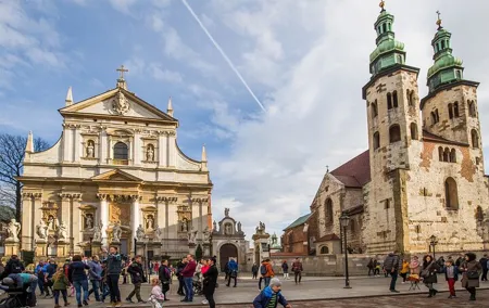 Krakow: Wawel Castle and Wieliczka Salt Mine 1 Day Guided Tour with Lunch