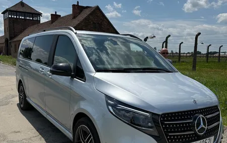 Auschwitz and Birkenau Round-Trip VIP Transport from Krakow