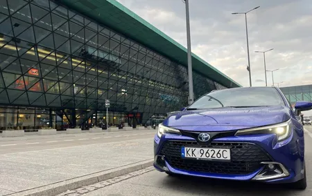 Private Transfer: Krakow Airport to Krakow City Center Vice Versa