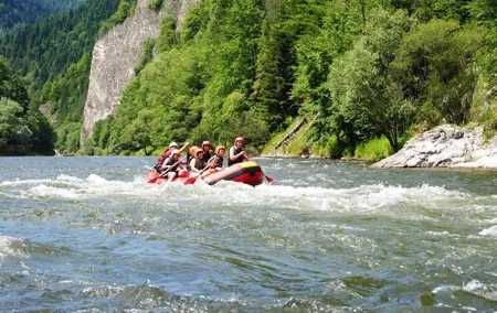 From Krakow: Dunajec Pontoon Rafting Trip