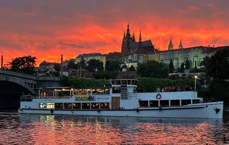 Advent Cruise with Traditional Sweets and Hot Drinks