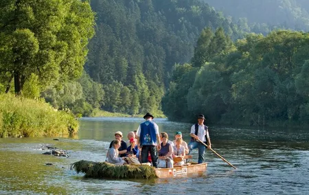 Rafting Experience in Dunajec River Gorge from Krakow