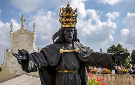 From Krakow: Częstochowa Black Madonna Private Experience