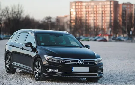 Krakow Balice Airport -Czestochowa city private transfer
