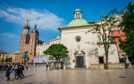 Krakow: Best of the City Walking Tour with Storyteller