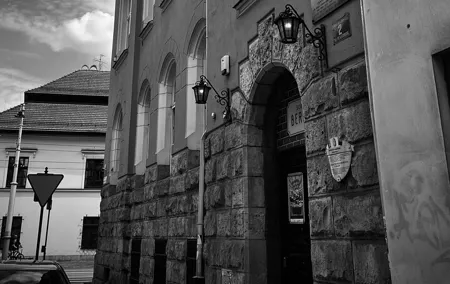 Criminal Kazimierz: In the Footsteps of the Krakow's Vampire