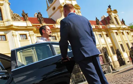 Private Transfer: Krakow to Prague | by a Mercedes-Benz