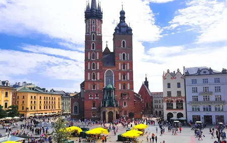 Krakow - Old Town Private Historic Walking Tour