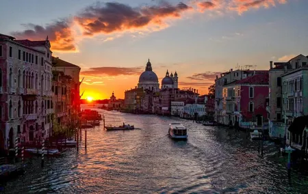 Venice Private Walking Tour with a Local