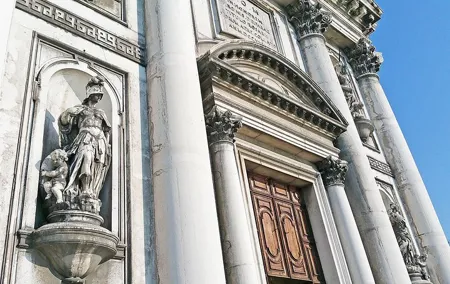 Accessible Venice Tour With Wheelchair Including Doge Palace & St Mark Basilica