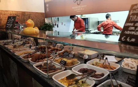 Bacaro tour unblended: a pure Venice experience for foodies