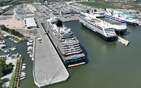Transfer from Venice to Fusina Cruise Terminal