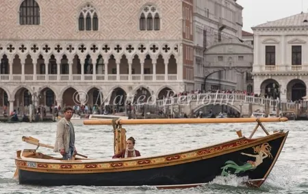 Sunset Traditional Boat Tour with Prosecco