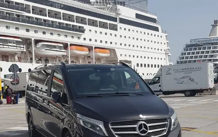 Venice or Fusina cruise to Venice AIRPORT VCE