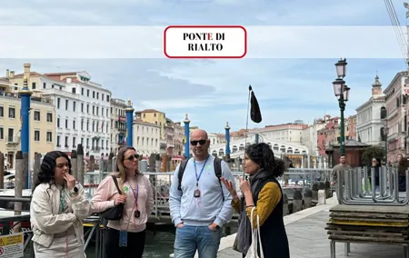 Unusual Venice Walking Tour through Rialto & Gondola Experience