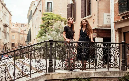 Highlights & Hidden Gems With Locals: Best of Venice Private Tour